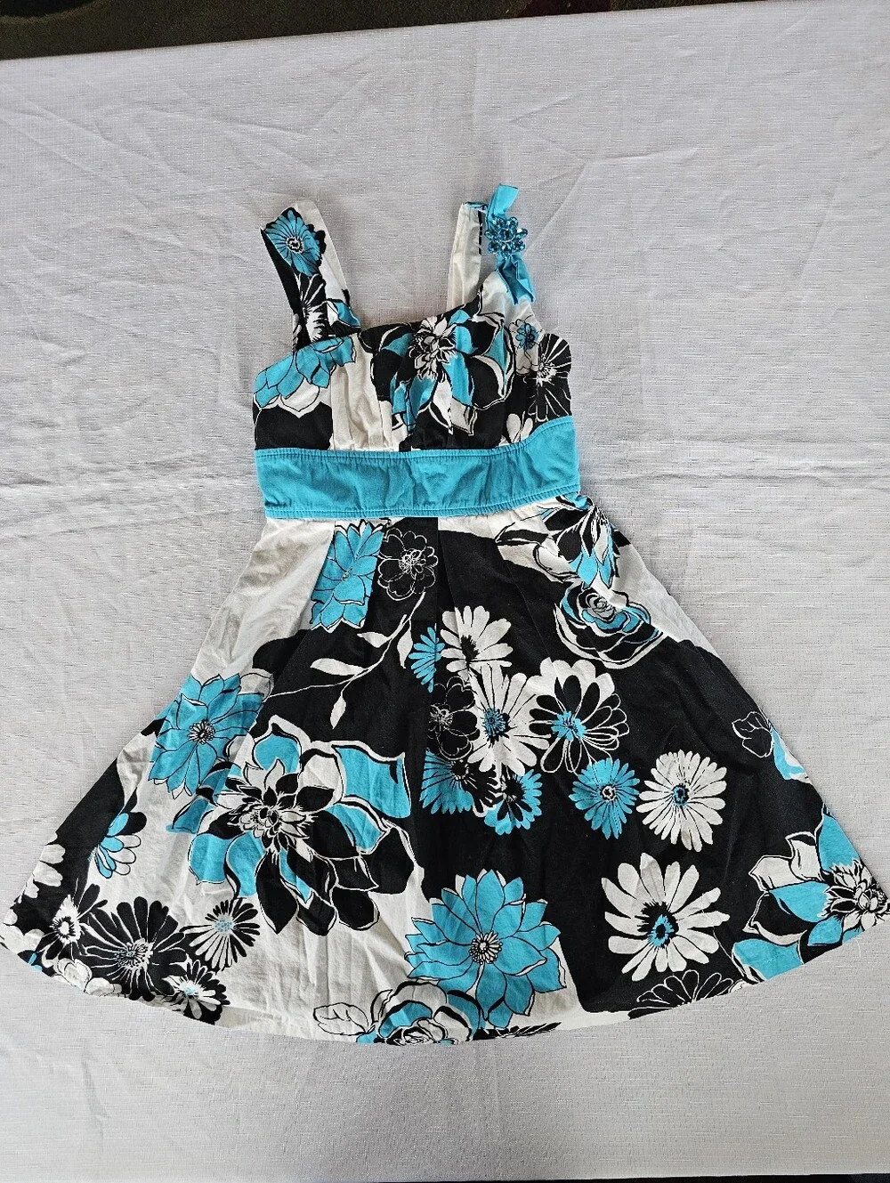 My Michelle Girl's White Black Blue Floral Sleeveless Sundress with Brooch Sz 10
